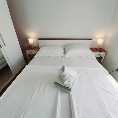 Mir Apartment *