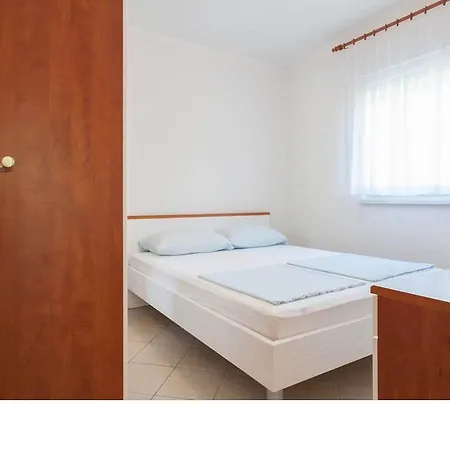 Mir Apartment