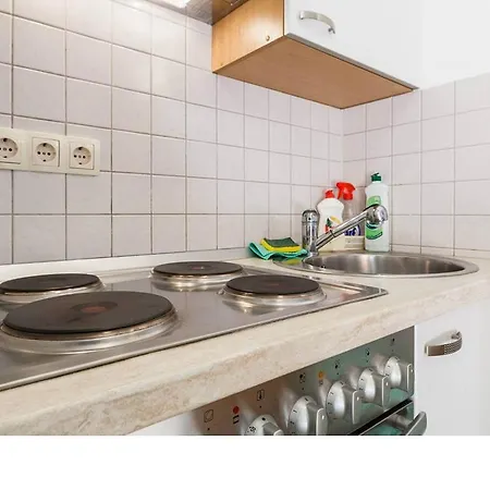 Apartment Mir Nin