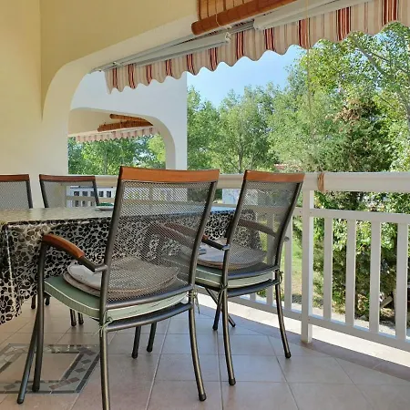 Apartament Mir