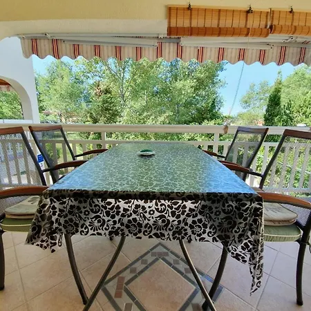 Apartament Mir